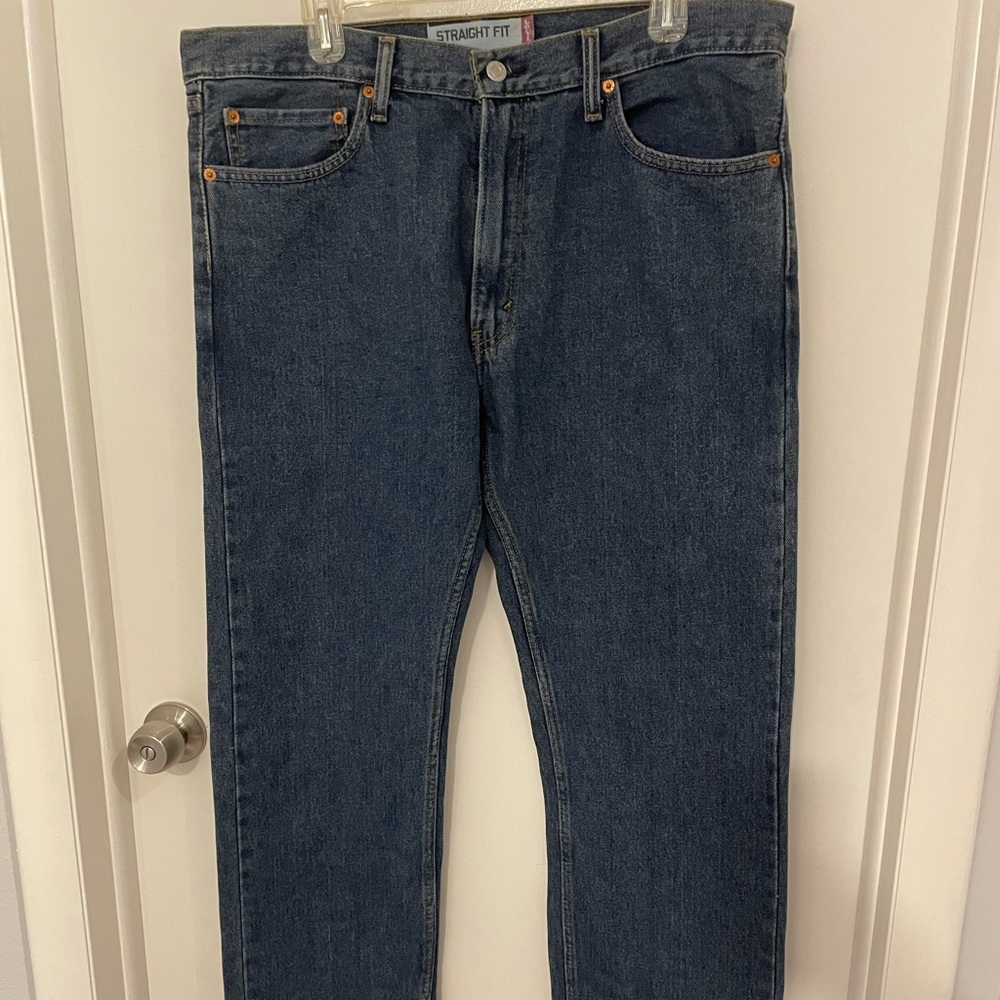 Levi’s straight fit